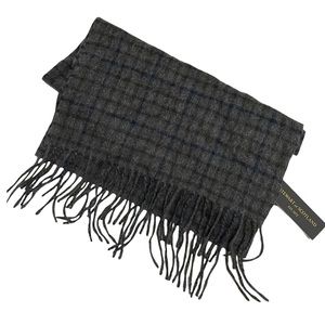 NEW STEWART OF SCOTLAND Plaid Fringe Cashmere Scarf